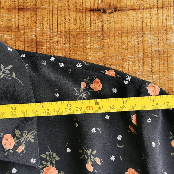 Braemar Vintage Navy Floral Short Sleeve Button Up - Picture 4 of 7
